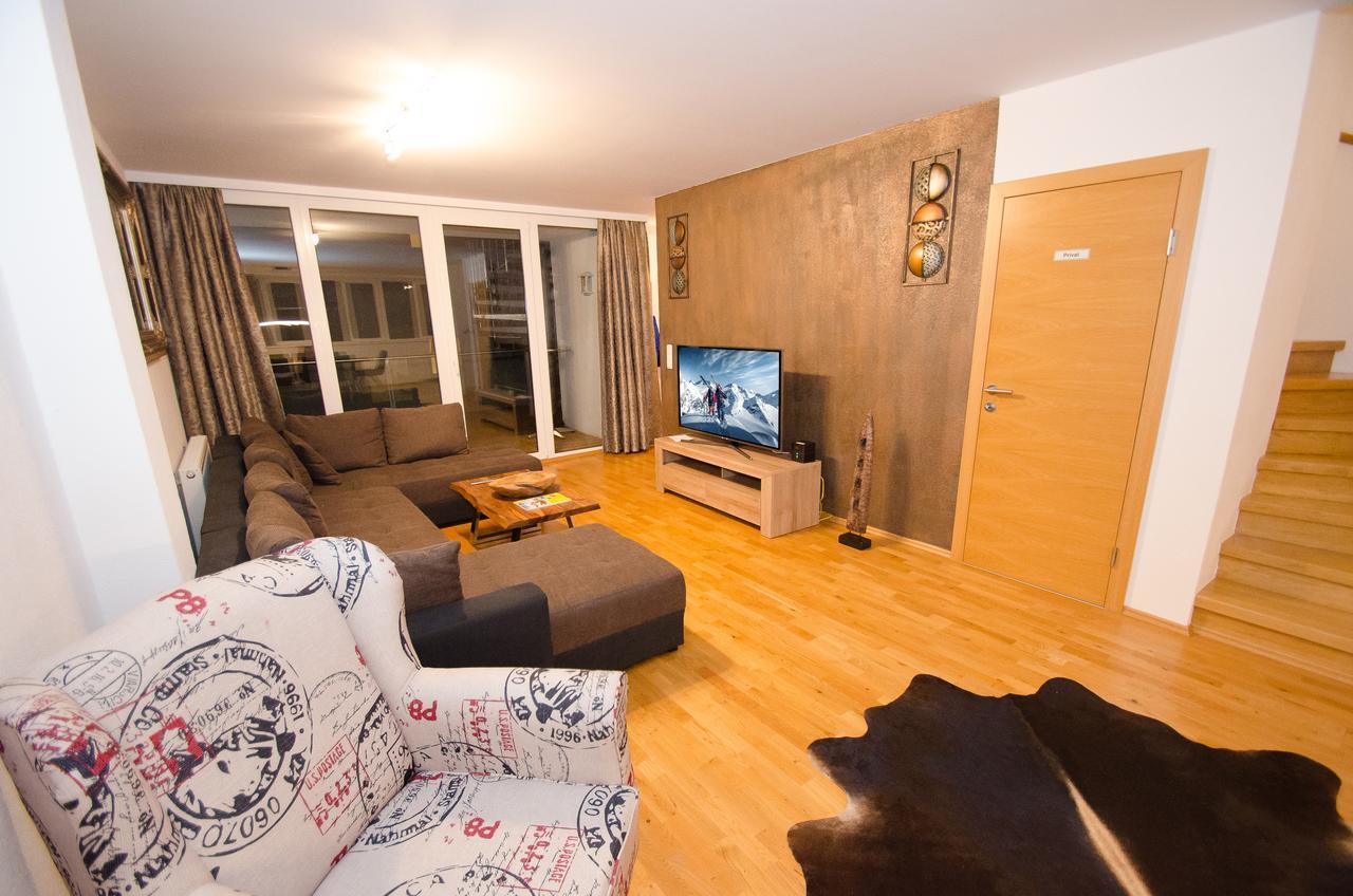 Penthouse Seven By All In One Apartments Zell am See Buitenkant foto