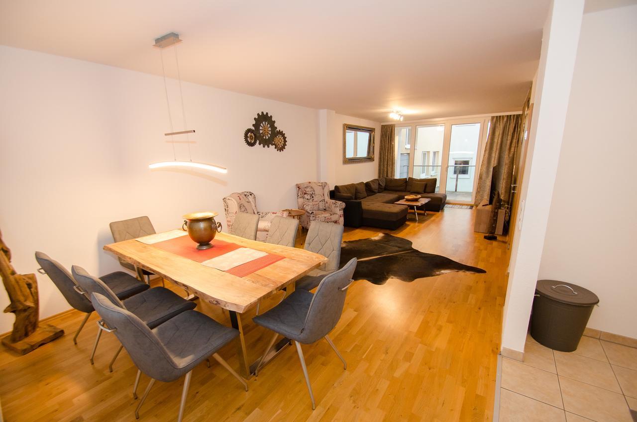 Penthouse Seven By All In One Apartments Zell am See Buitenkant foto