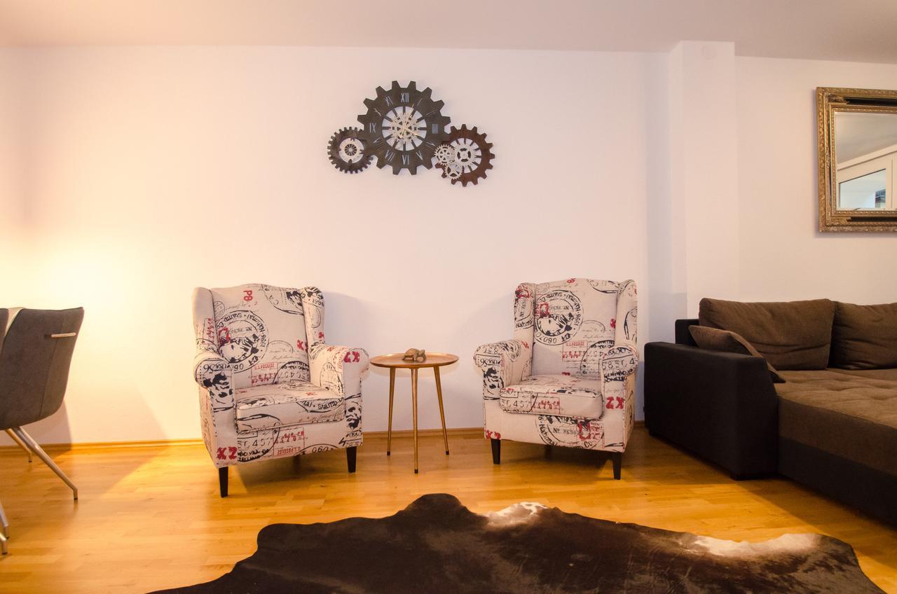 Penthouse Seven By All In One Apartments Zell am See Buitenkant foto