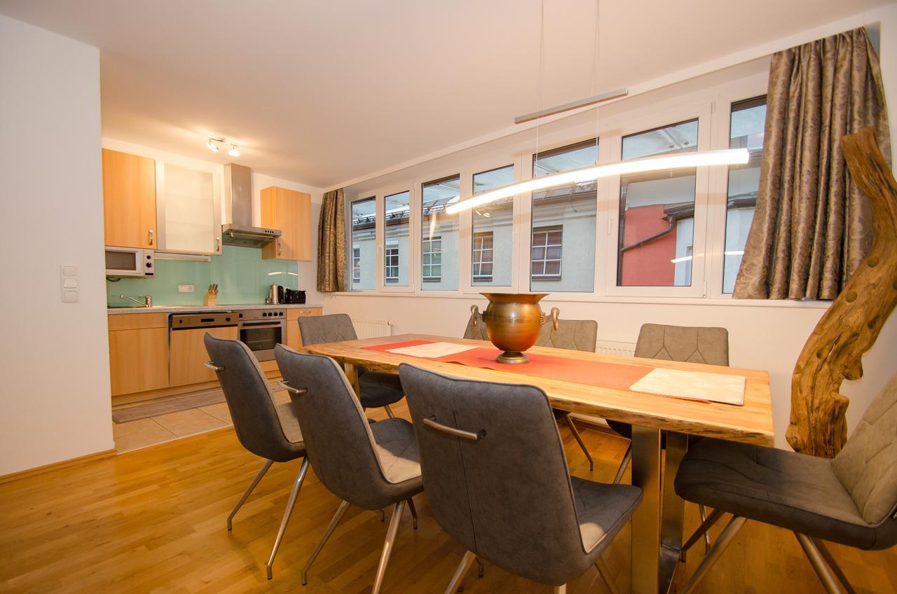 Penthouse Seven By All In One Apartments Zell am See Buitenkant foto